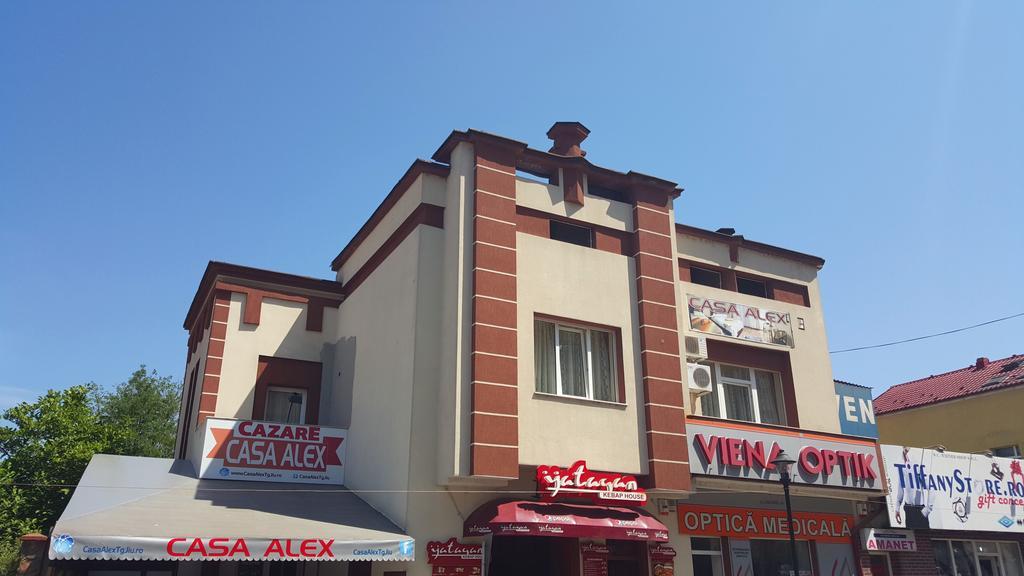 Casa Alex Hotel Targu Jiu Ngoại thất bức ảnh